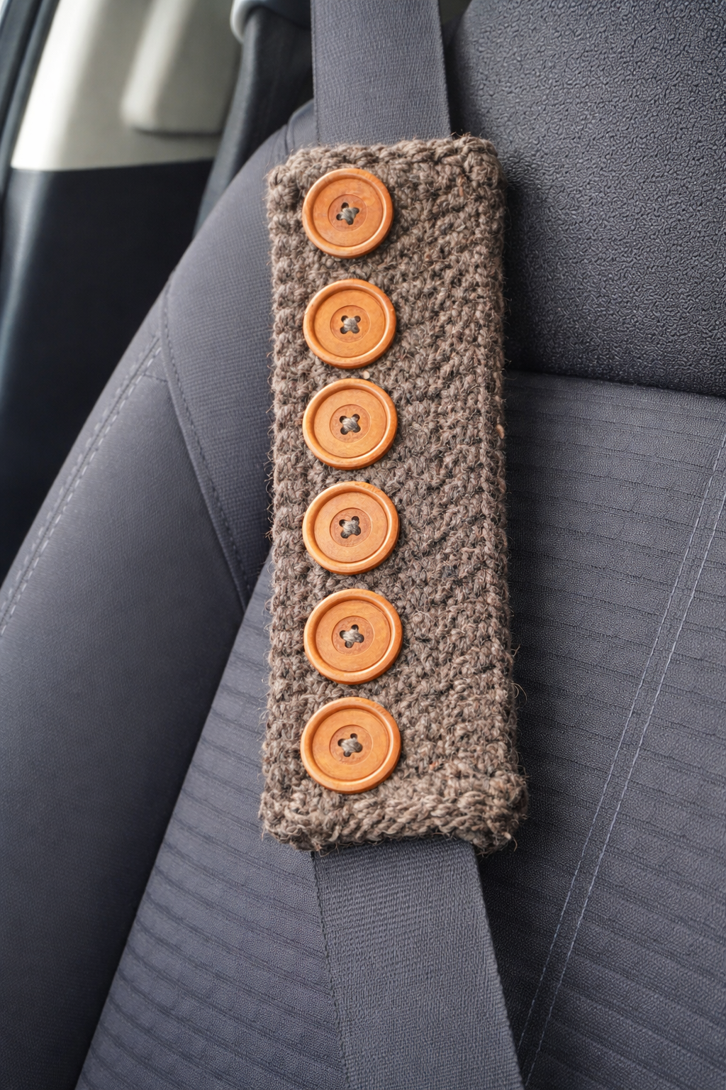 Handmade Crochet Seatbelt Cover – Buttoned Seatbelt Cushion – Soft Car Comfort Accessory