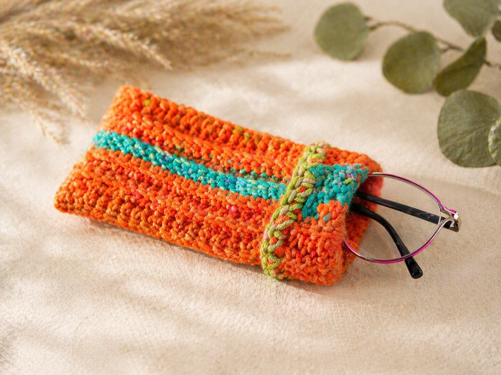 Handmade Crochet Glasses Case – Soft Protective Eyeglass Sleeves